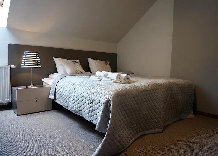 Homestay Modlin Airport